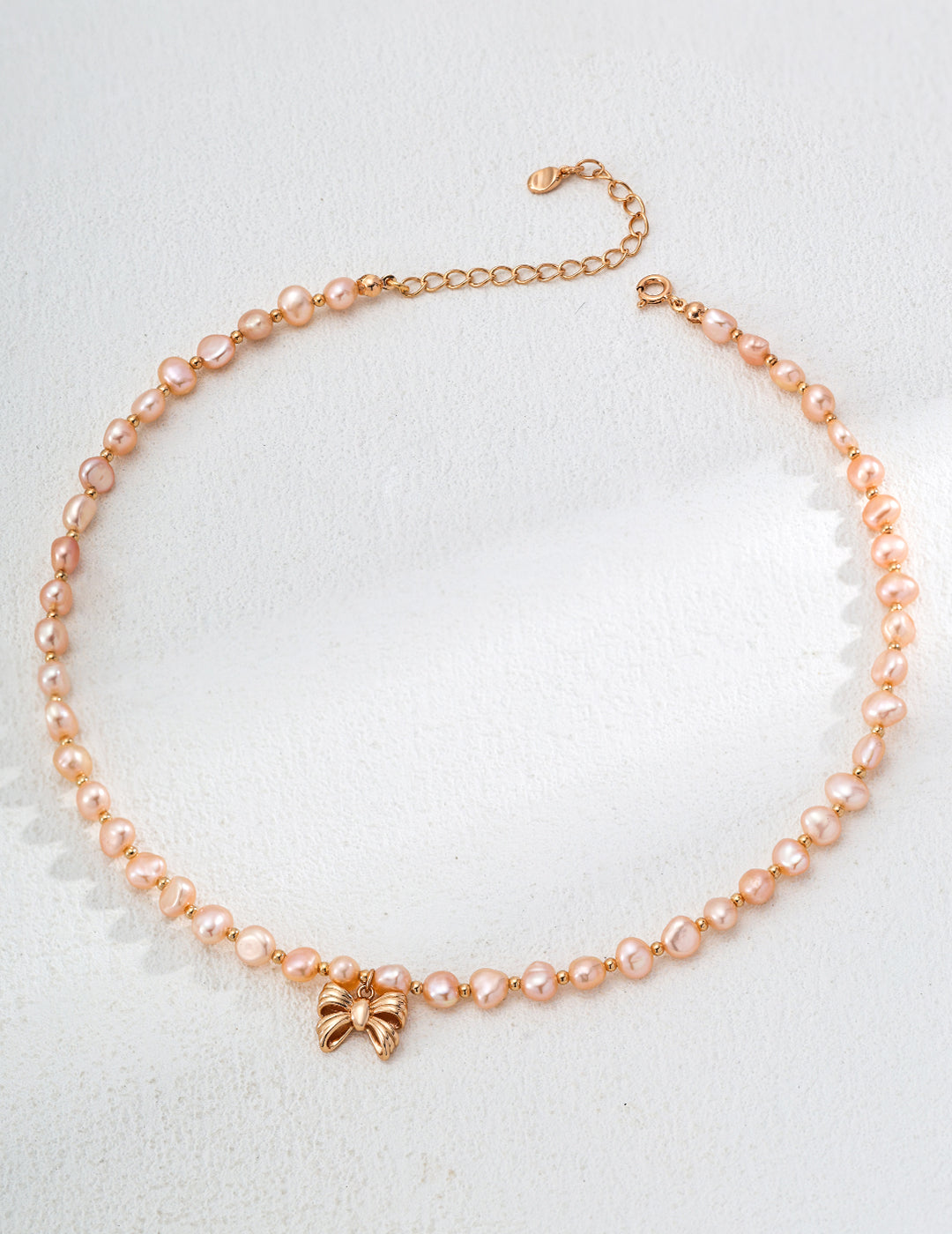 Natural pearl necklace