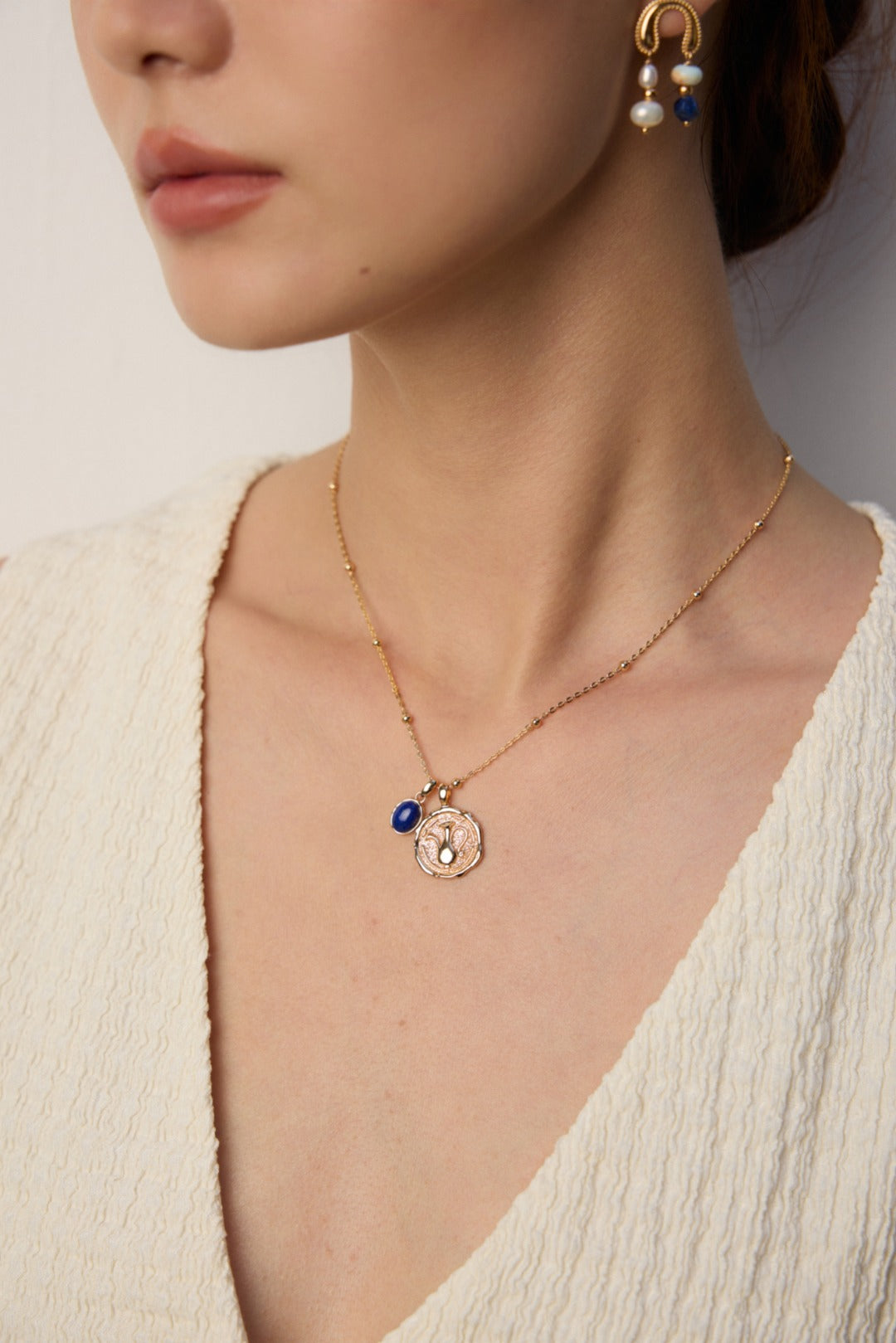 Simple natural bluestone necklace