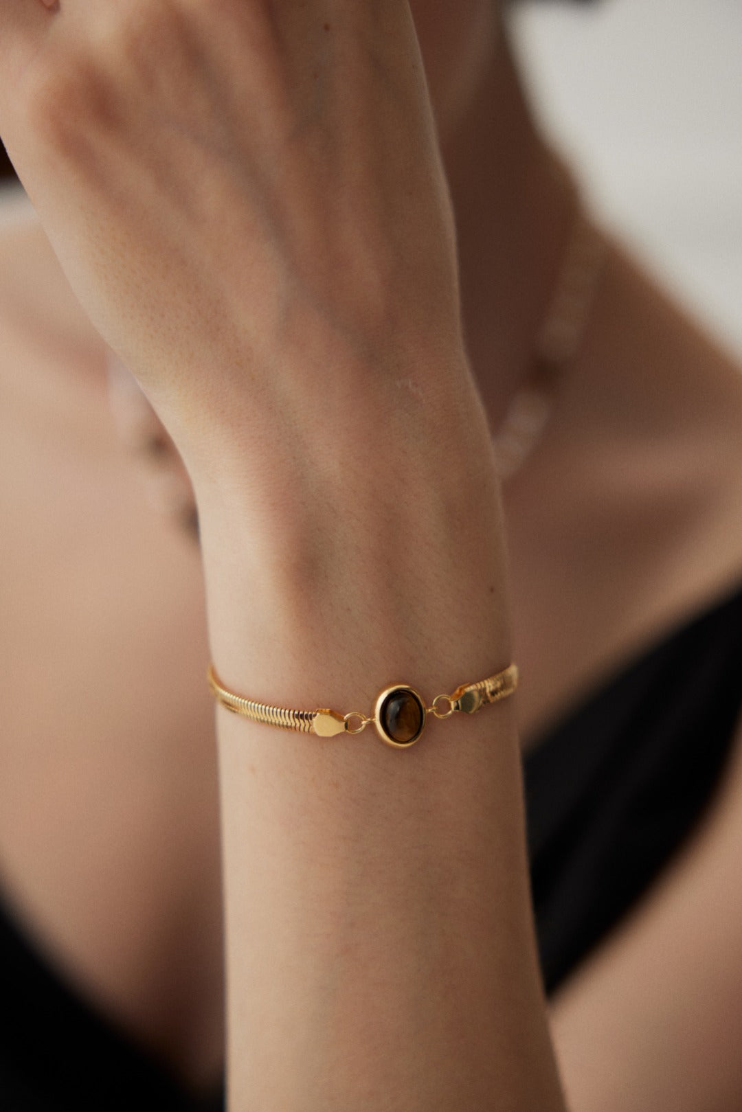 Natural tiger eye temperament bracelet