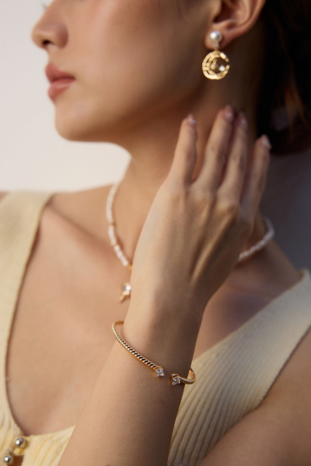 Adjustable zircon bracelet
