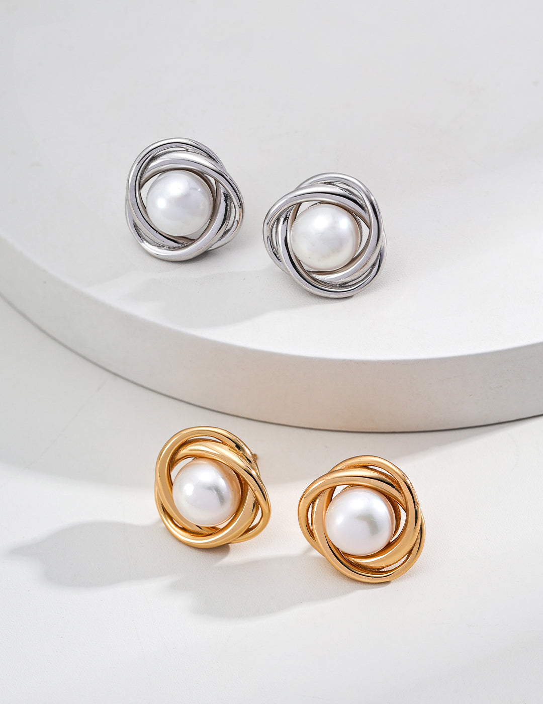 Elegant pearl earrings