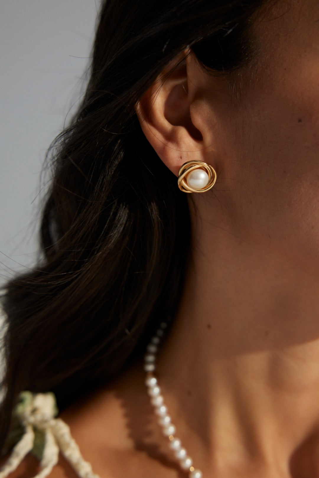 Elegant pearl earrings