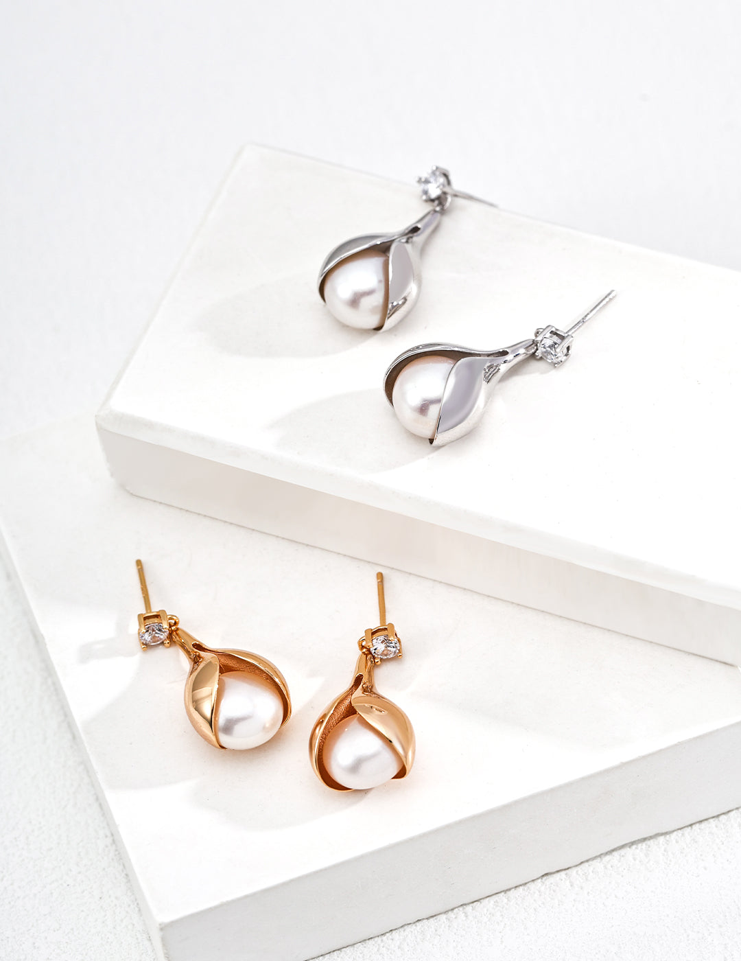 Natural shiny zircon earrings