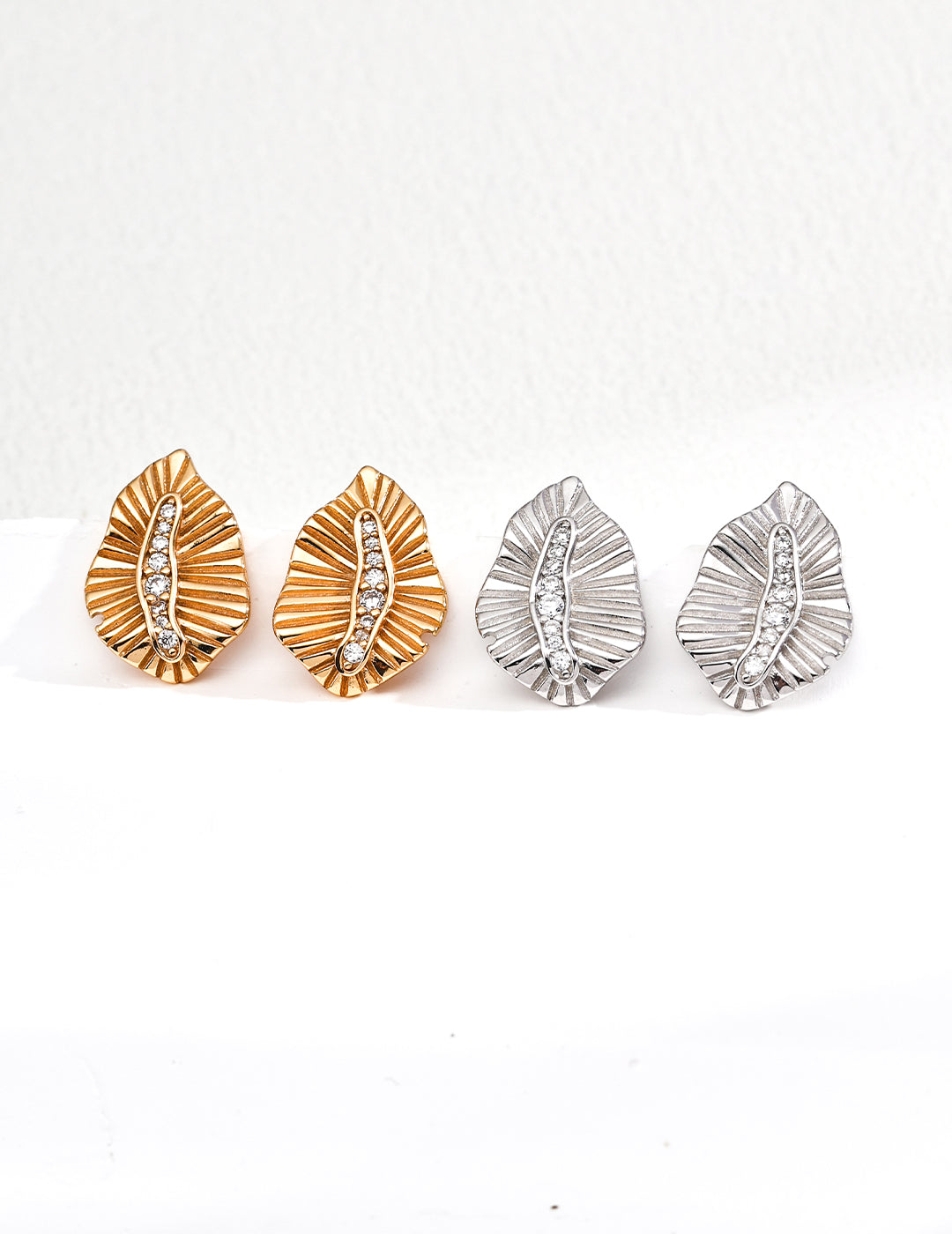 Vintage zircon earrings