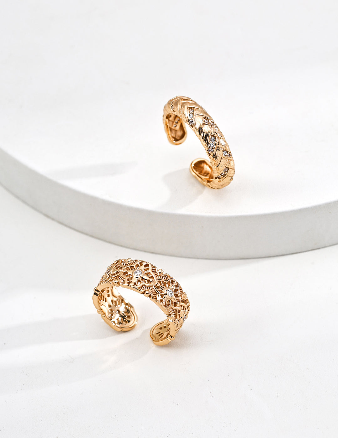 Design zircon ring