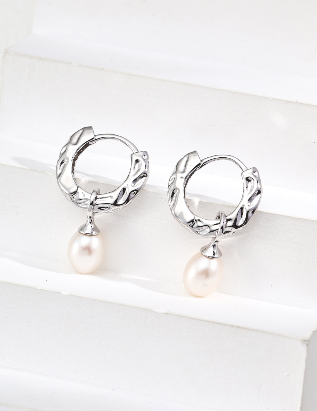 Vintage natural pearl wood grain earrings